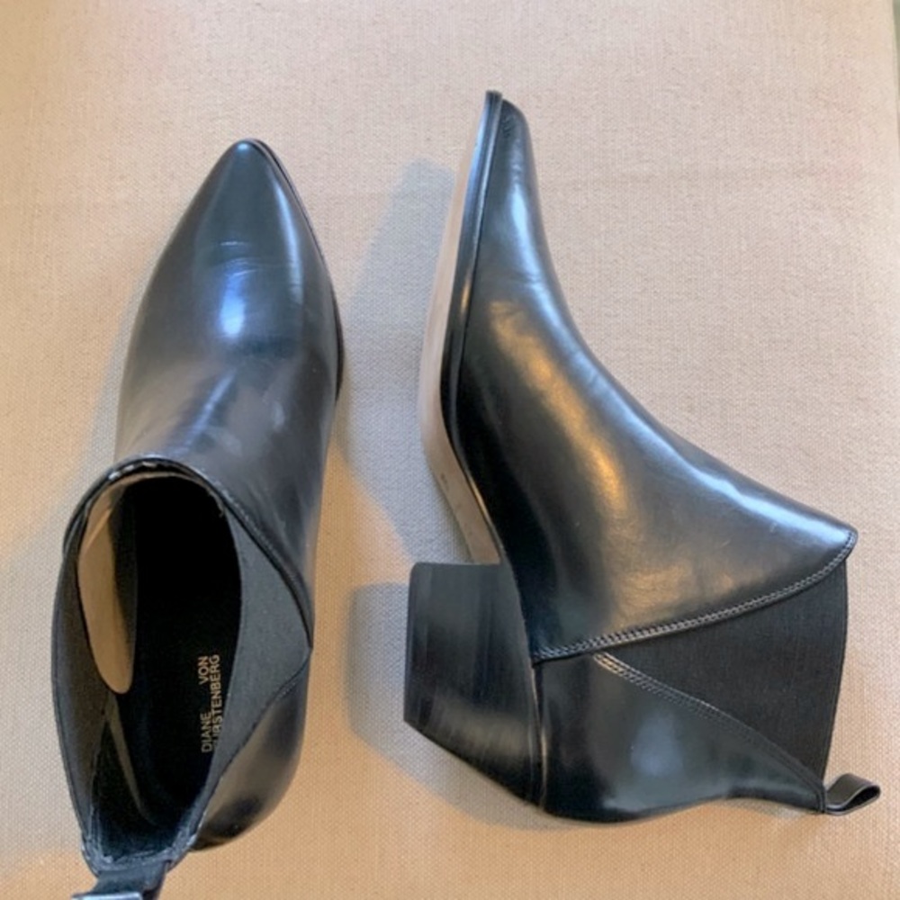 DIANE VON FURSTENBERG Nadie Black Leather Ankle Boots - Women’s Size 7 - New - Picture 2 of 5